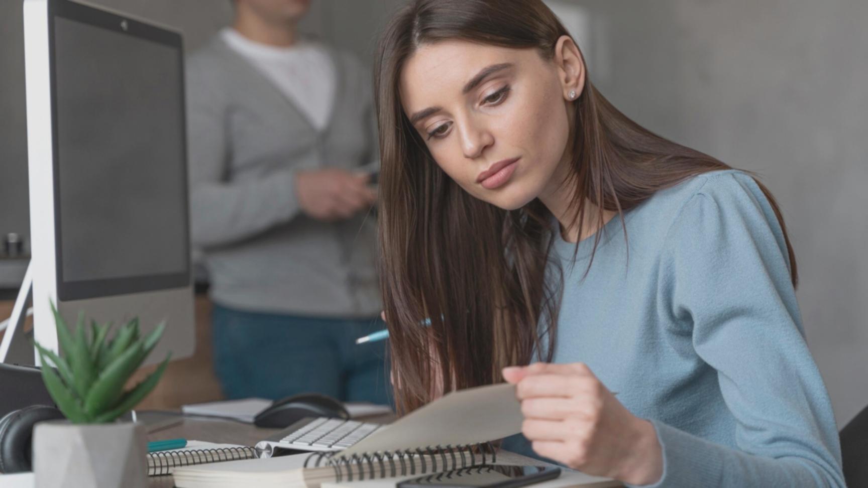 Análisis de actividades empresariales y asignación de recursos financieros